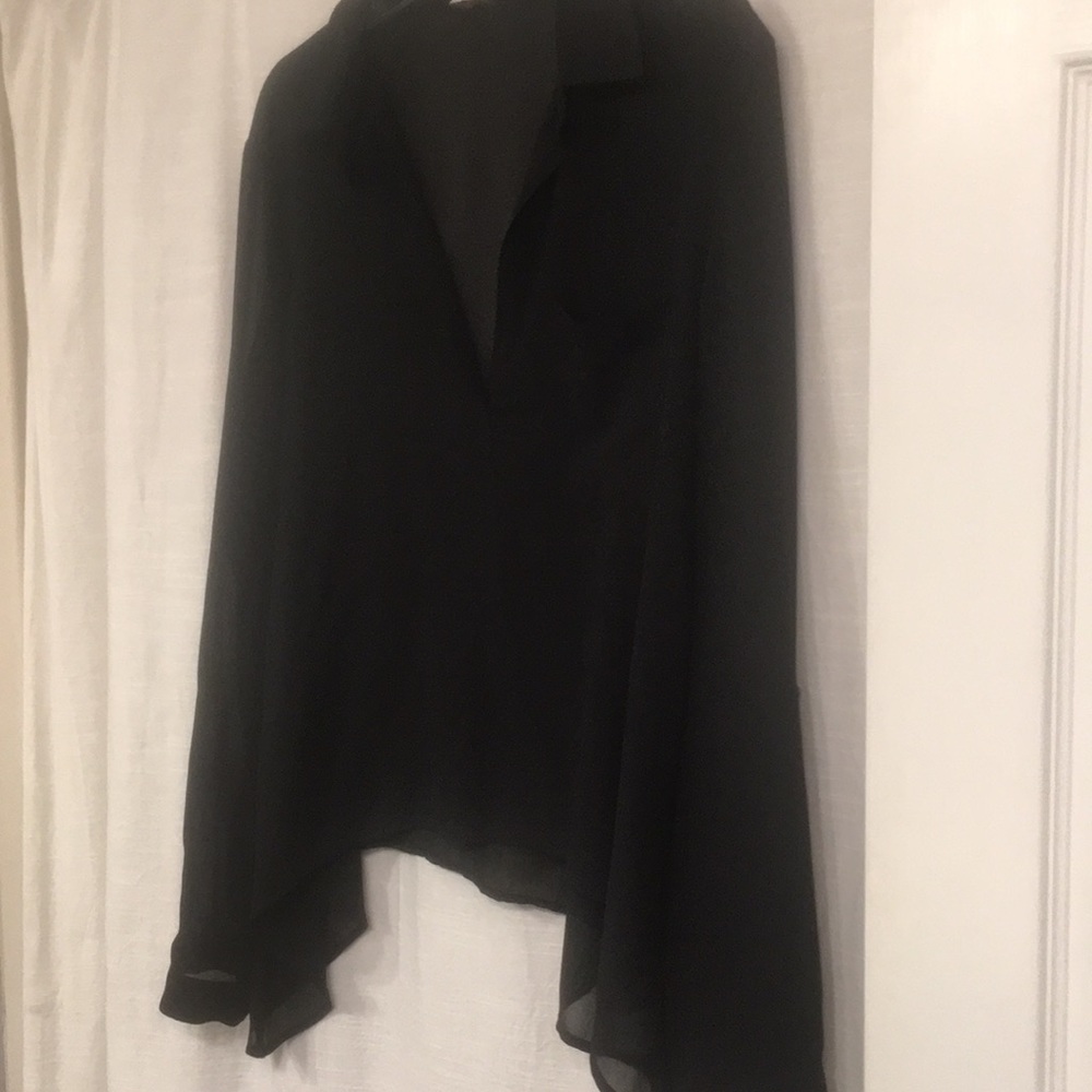 Long sleeve black top
